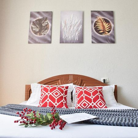 Yourhouse Микрорайон Жетысу-2, Дом 69 Almaty Esterno foto